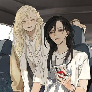 美女不穿衣服，露出奶头网站视频
