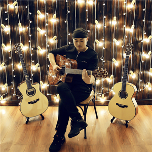 美女不穿衣服，露出奶头网站视频
